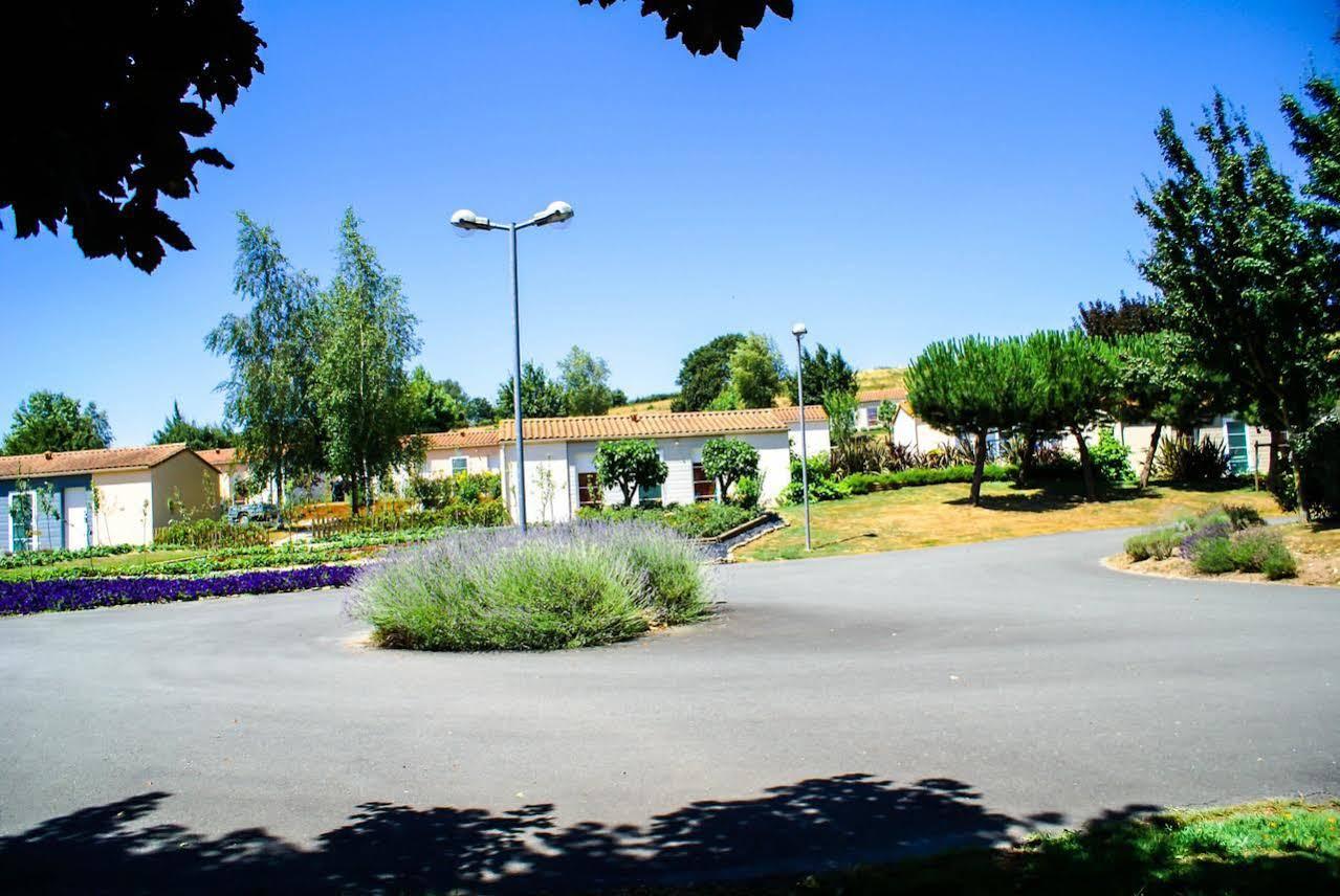 Olydea Les Epesses Hotel Exterior photo